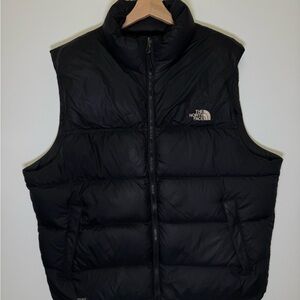 The North Face Men's 700 Black Puffer Vest